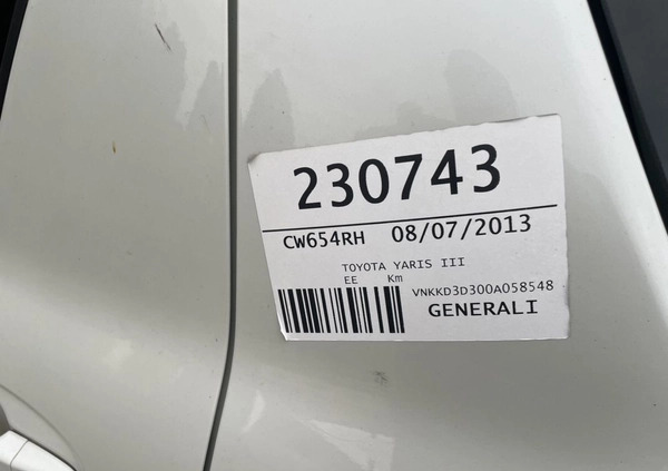 Toyota Yaris cena 24500 przebieg: 105000, rok produkcji 2013 z Krotoszyn małe 529